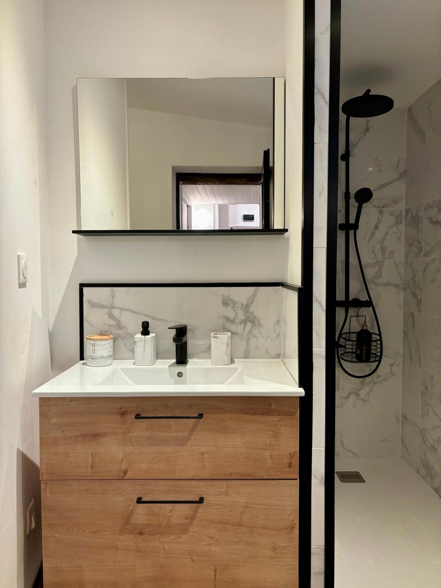 Le Petit Hainaut, Hyper Centre Apartment