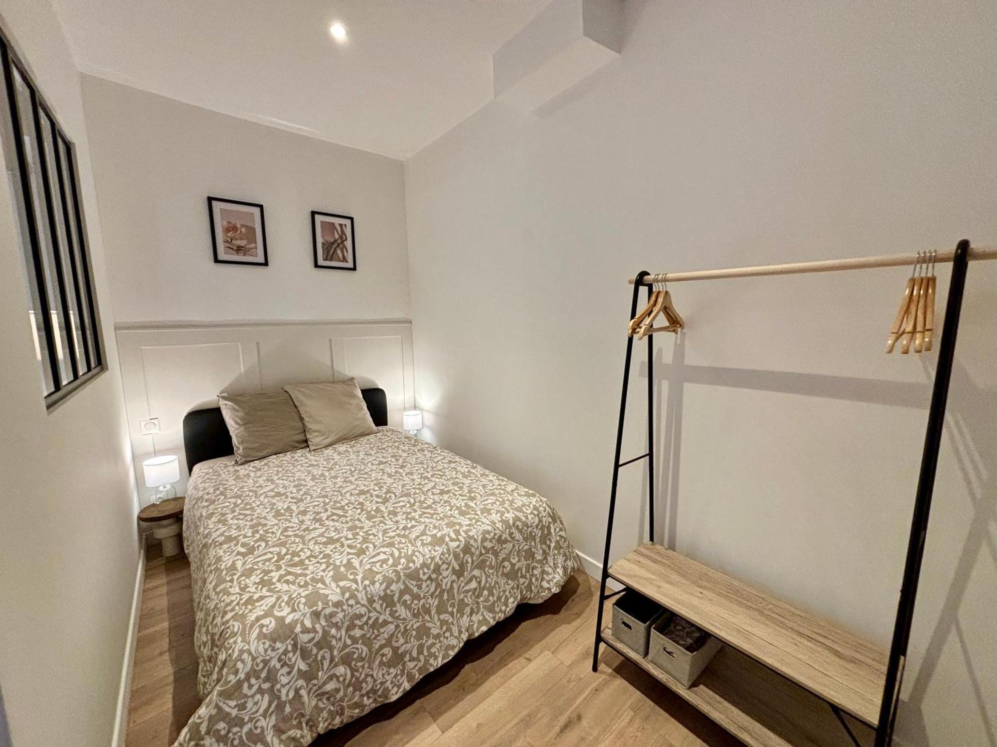 Le Petit Hainaut, Hyper Centre Apartment